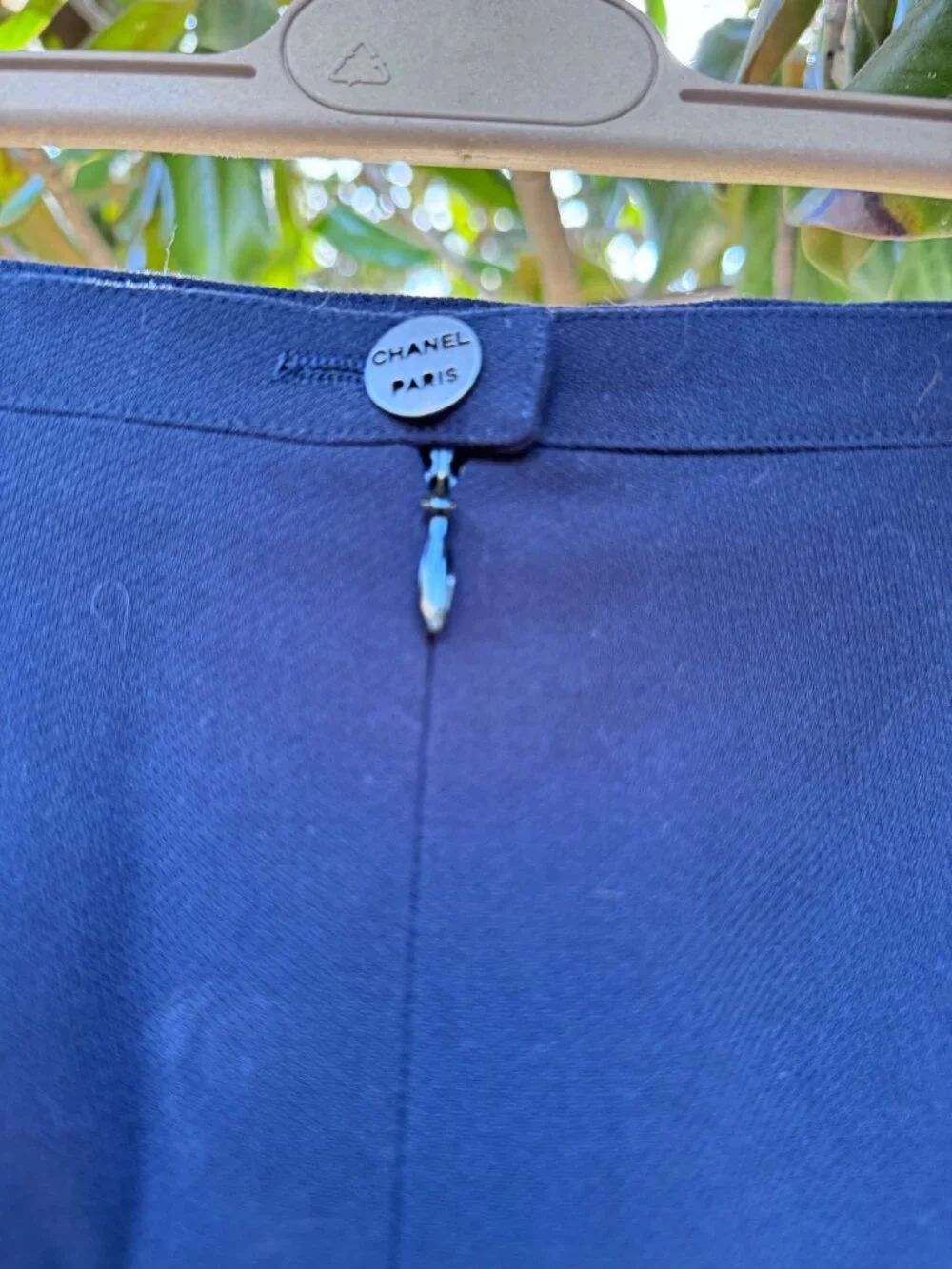 Chanel vintage Cruise 2000 mid length dark navy paneled A-Line wool skirt FR 34